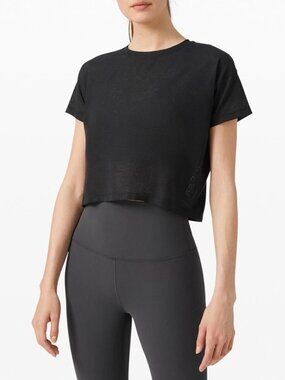 Lululemon Mesh Textured Short Sleeve Top